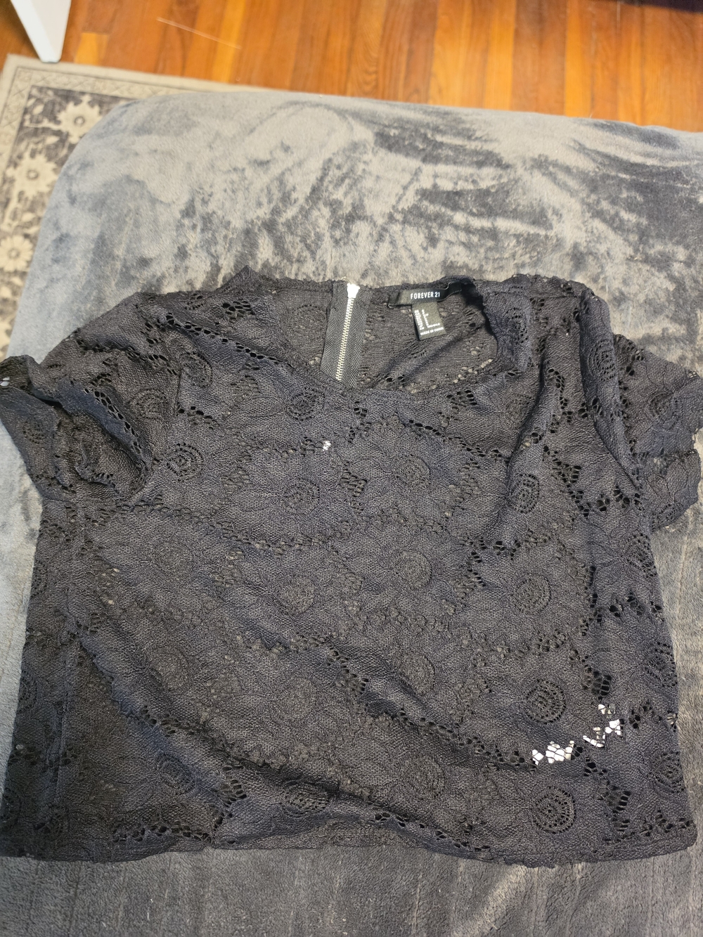 Forever 21 Black Floral Crochet Lace Crop Top